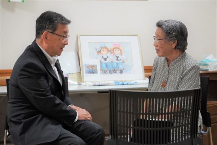 星野様100歳のお祝いに副市長が訪問されました！
