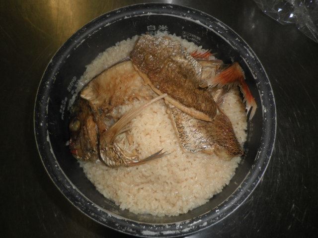 鯛めし_R.JPG
