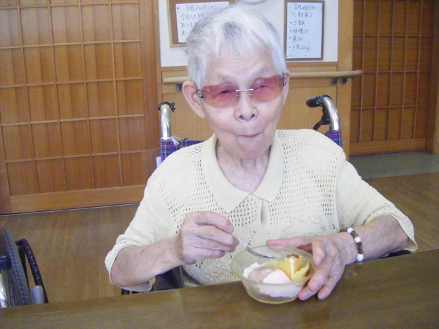 2012_0826atuko0010_R.JPG