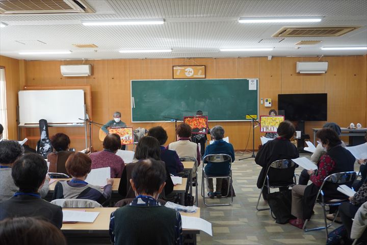 新橋町のシニアクラブで演奏してきました！