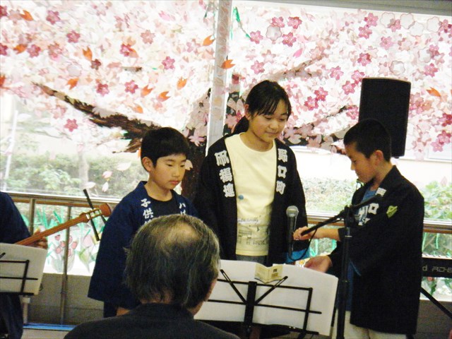 30.4.7.107_R.JPG