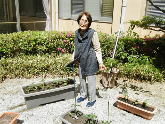 30041407_R.JPG
