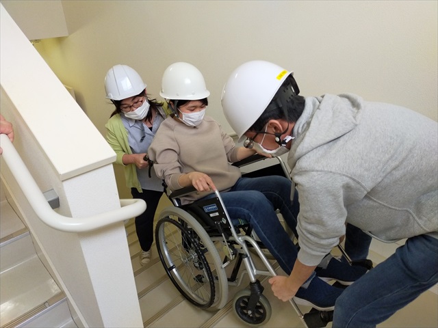 夜間想定！津波からの避難訓練！少人数でみんな本気！