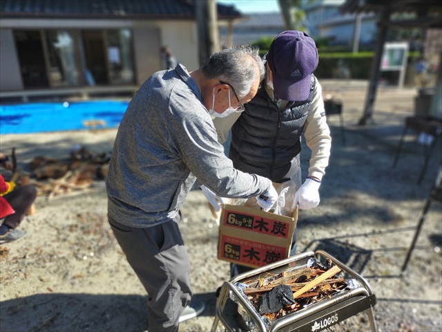 倉松町で焼き芋会しました♪♪