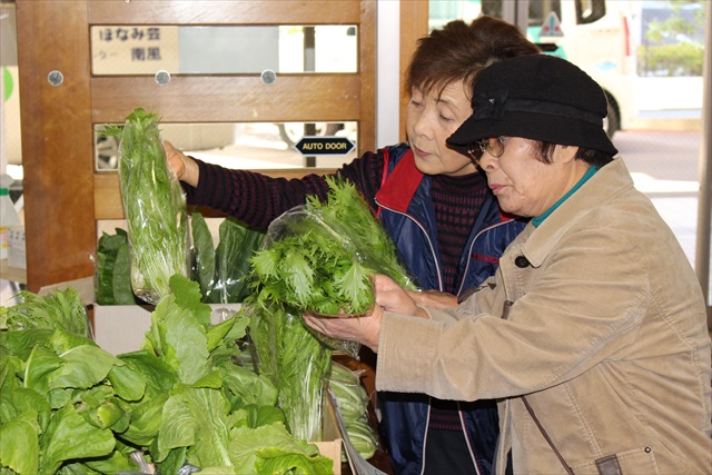 第85回バザール南風　お野菜いっぱい！