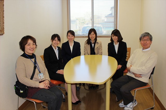浜松市立看護専門学校の生徒が見学に来てくれました！