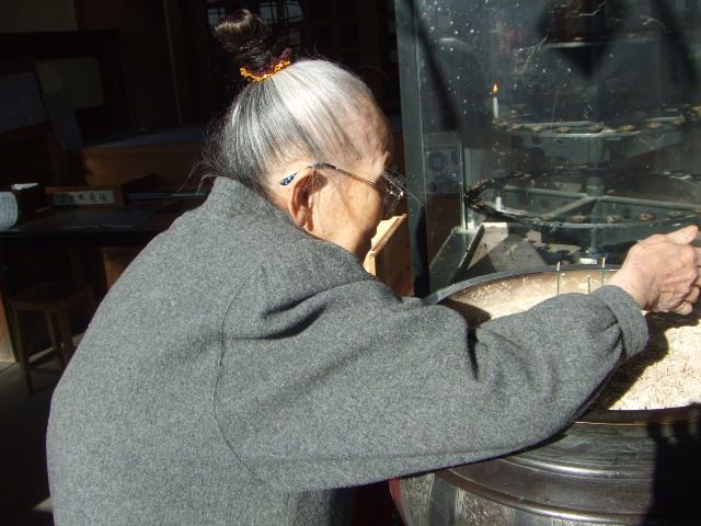 2009_0114080003_R.jpg