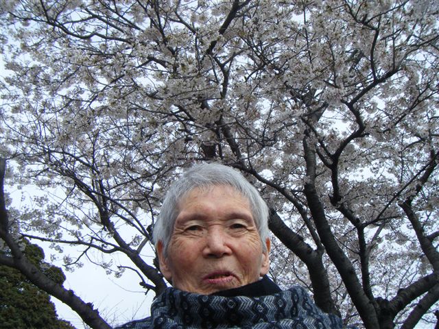 2010_04010002_R.jpg